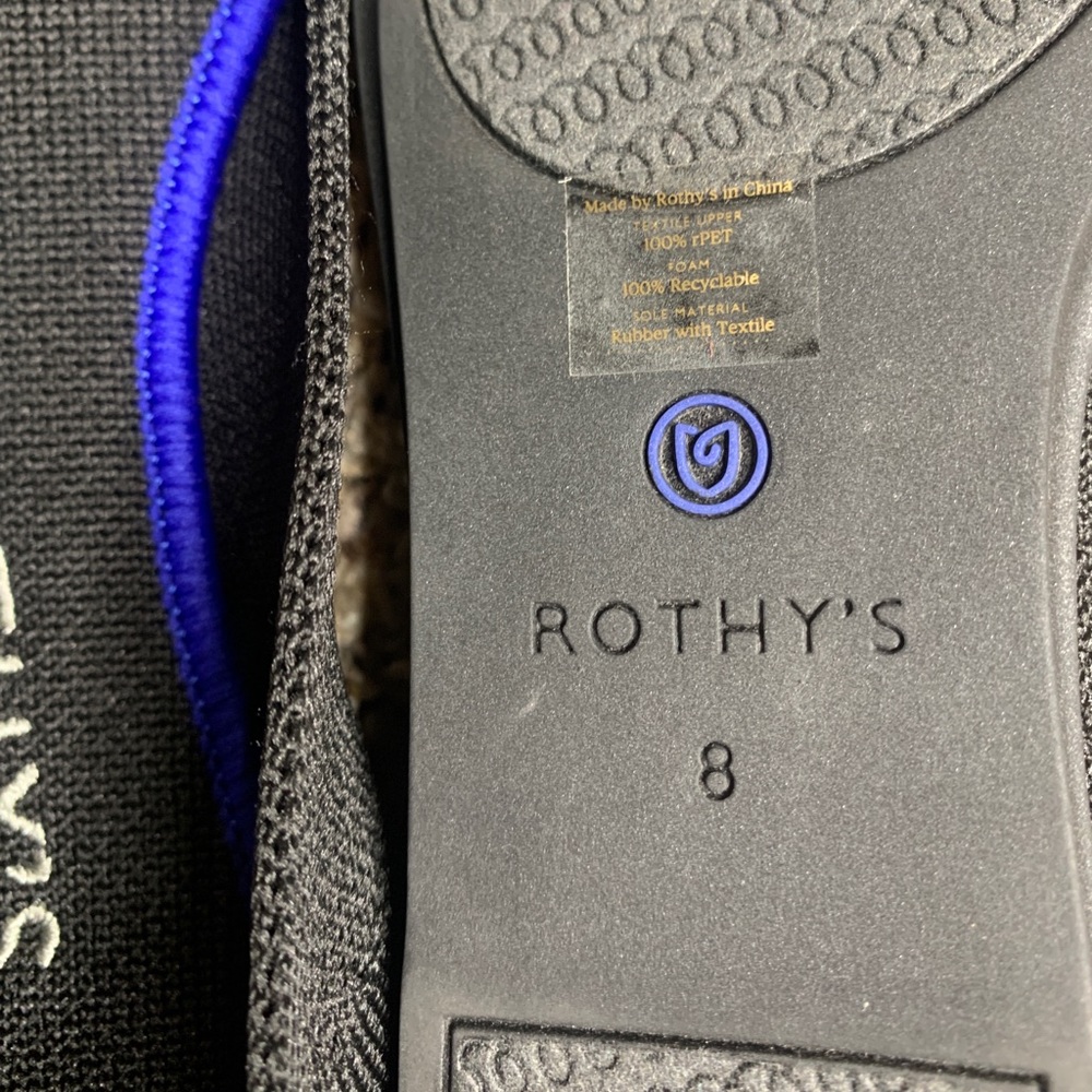 Roth’s Black Solid Round Toe Flats - image 5